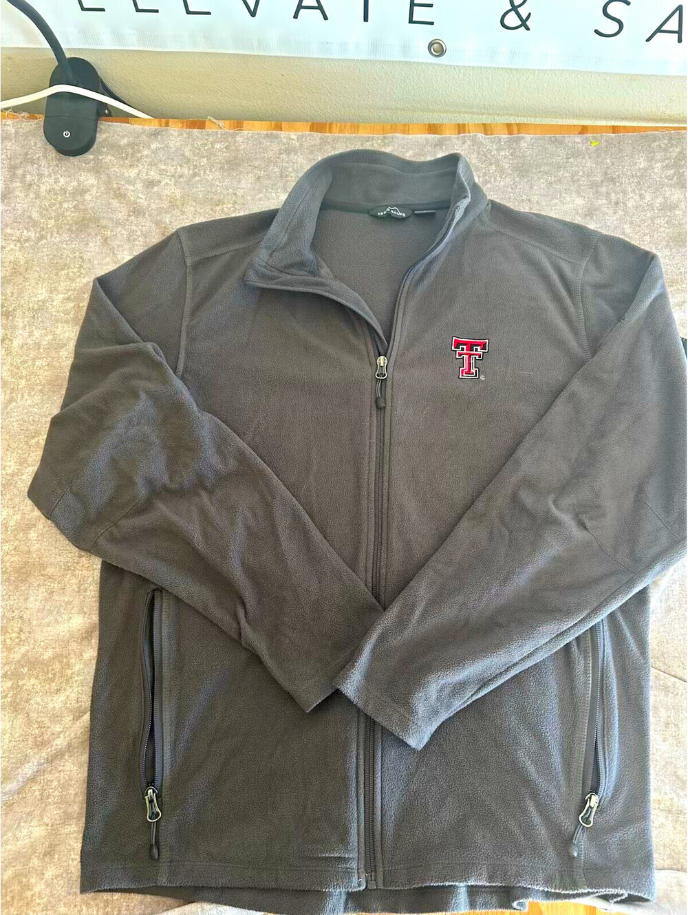 Eddie Bauer Mens L Gray Full Zip Jacket Pockets Stand Collar Logo Outdoor